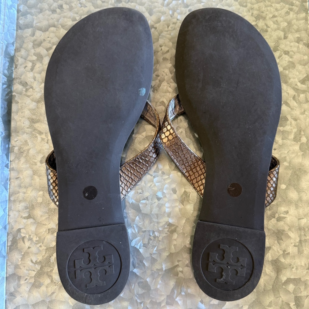 Tory Burch Brown Textured Sandals - Picture 3 of 7